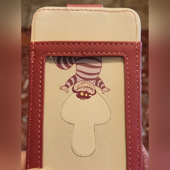 Disney Loungefly Alice In Wonderland Card Holder - Picture 4 of 6